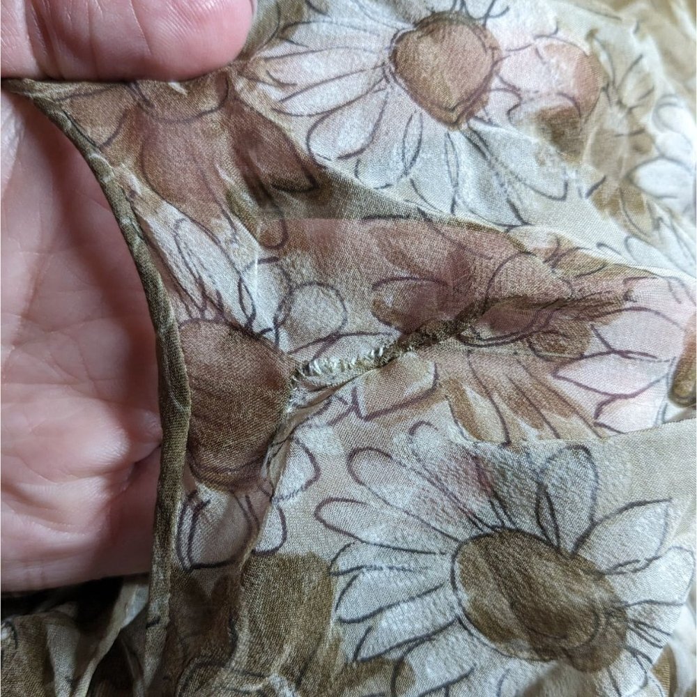 Vintage 1960s Women's Brown Daisy Floral Chiffon Fit & Flare Dress - Picture 10 of 11